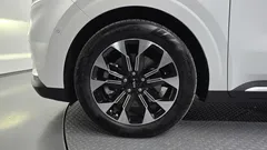 2023 Kia Carnival Gasoline 7-Seater Signature, белый — фото 5