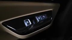 2023 Kia Carnival Diesel 9-Seater Noblesse — фото 19