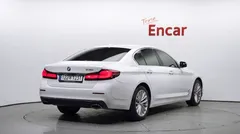2022 BMW 5-Series 520i Luxury — фото 2
