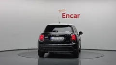 2023 Mini Cooper 5Door Classic Launch Pack — фото 4