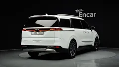 2023 Kia Carnival Gasoline 7-Seater Signature — фото 2