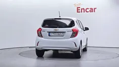 2022 Chevrolet Spark Premier — фото 4