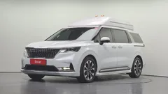 2023 Kia Carnival Diesel 9-Seater Hi-Limousine — фото 1