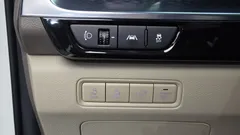 2023 Kia Carnival Diesel 9-Seater Hi-Limousine — фото 12