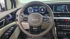 2023 Kia Carnival Diesel 9-Seater Hi-Limousine — фото 13