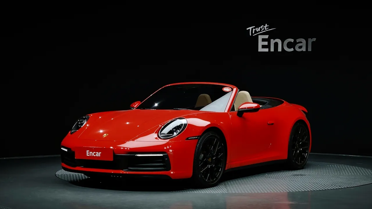 2022 Porsche 911 Carrera Cabriolet