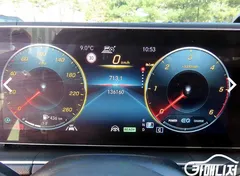 2022 Mercedes-Benz GLE-Class GLE300d 4MATIC, 담녹색 — фото 9