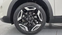 2023 Kia Seltos Gasoline 1.6 Turbo 2WD — фото 5