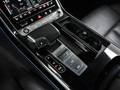 2021 Audi A8 55 TFSI Quattro LWB — фото 9