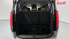 2022 Hyundai Staria L3.5 Lounge 9-Seater — фото 17