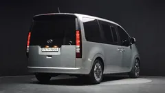 2023 Hyundai Staria Tourer 11-Seater — фото 2
