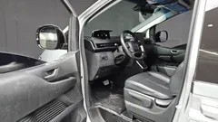 2023 Hyundai Staria Tourer 11-Seater — фото 10