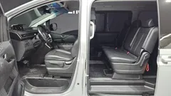 2023 Hyundai Staria Tourer 11-Seater — фото 12