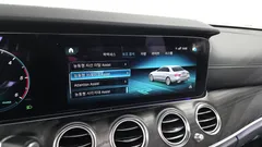 2023 Mercedes-Benz E-Class E220d 4MATIC AMG Line — фото 15