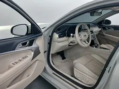 2024 Genesis G70 Gasoline 2.5T 2WD — фото 10