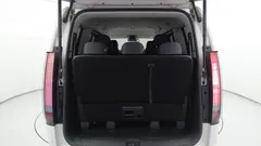 2023 Hyundai Staria Lounge 9-Seater — фото 18