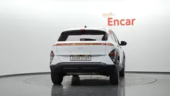 2023 Hyundai Kona Gasoline 1.6 Turbo 2WD, белый — фото 4