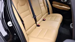 2023 Volvo V60 B5 Ultimate AWD — фото 10