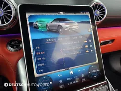 2023 Mercedes-Benz SL-Class AMG SL63 4MATIC+, белый — фото 20