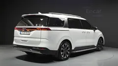 2023 Kia Carnival Gasoline 7-Seater Signature — фото 2