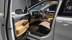 2023 Kia Carnival Gasoline 7-Seater Signature — фото 10