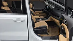 2023 Kia Carnival Gasoline 7-Seater Signature — фото 11