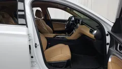 2022 Genesis G70 Gasoline 2.0T 2WD — фото 11