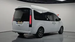 2023 Hyundai Staria 4WD Lounge 9-Seater — фото 2