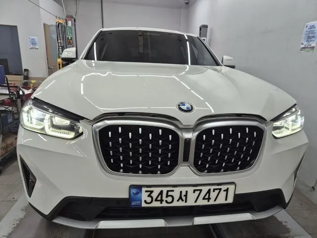 2022 BMW X4 xDrive20i xLine