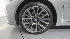 2022 BMW 7-Series 740Li xDrive M Sport Package — фото 5