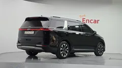 2023 Kia Carnival Diesel 9-Seater Noblesse — фото 2