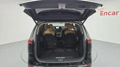 2023 Kia Carnival Diesel 9-Seater Noblesse — фото 20