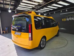 2023 Hyundai Staria L3.5 Kinder Safety Car — фото 2