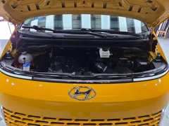 2023 Hyundai Staria L3.5 Kinder Safety Car — фото 6