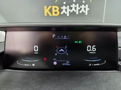 2023 Hyundai Staria L3.5 Kinder Safety Car — фото 8
