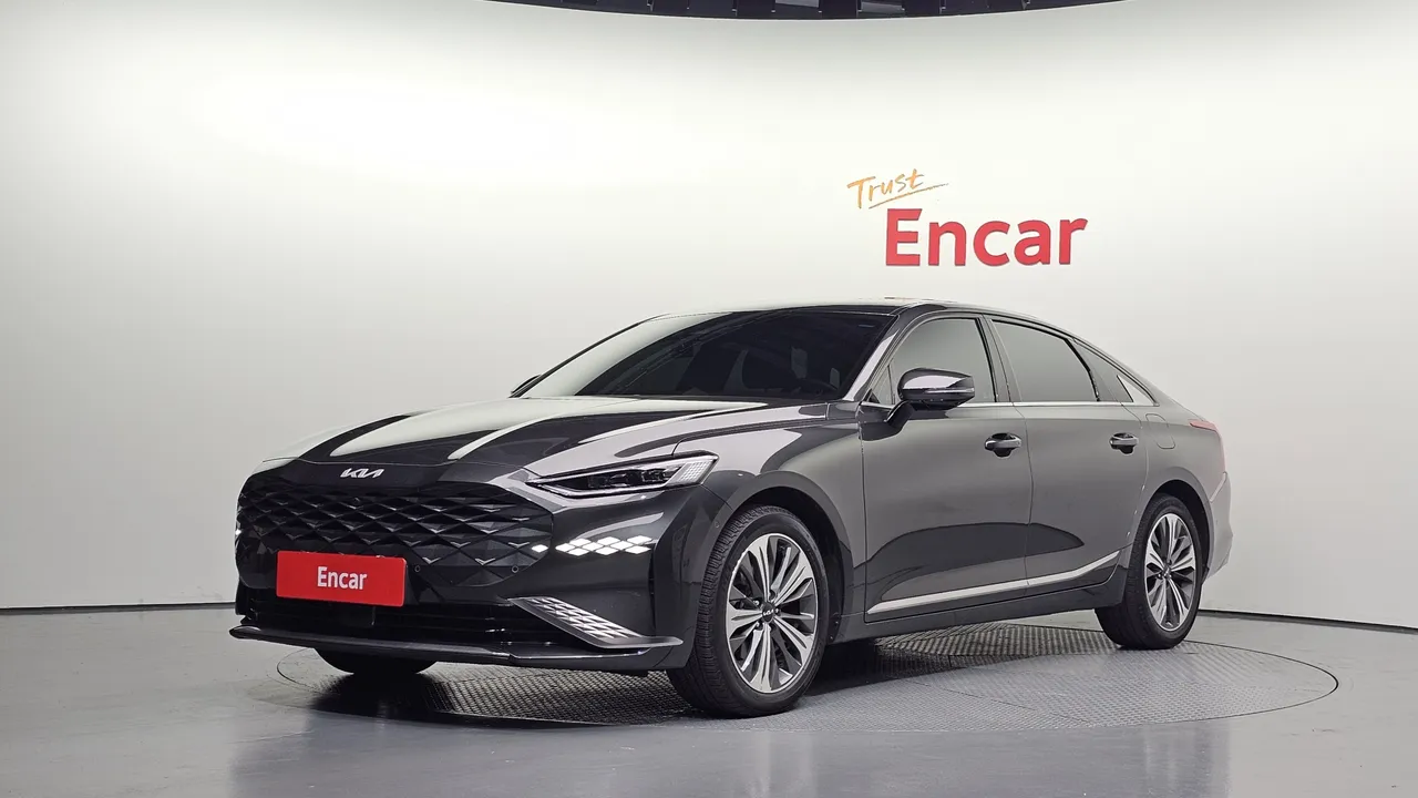 2023 Kia K8 Signature Special