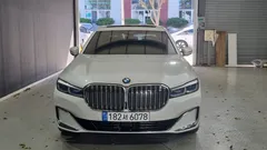 2022 BMW 7-Series 740Li xDrive Design Pure Excellence — фото 2