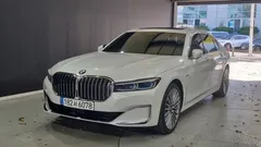 2022 BMW 7-Series 740Li xDrive Design Pure Excellence — фото 13