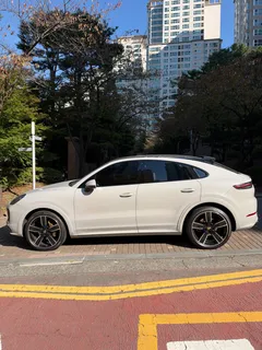 2023 Porsche Cayenne 3.0 Coupe — фото 16