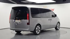 2024 Hyundai Staria Tourer 9-Seater, серо-серебристый — фото 2