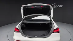 2022 Mercedes-Benz E-Class E250 Avantgarde — фото 20