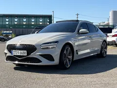 2024 Genesis G70 Gasoline 2.5T 2WD — фото 3