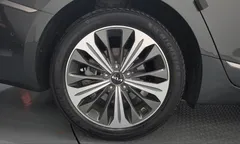 2023 Kia K8 Signature — фото 5