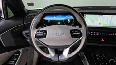 2023 Kia K8 Signature — фото 12
