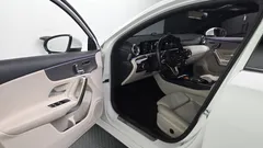 2022 Mercedes-Benz A-Class A220 Hatchback — фото 10
