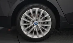 2022 BMW 5-Series 530e Luxury — фото 5