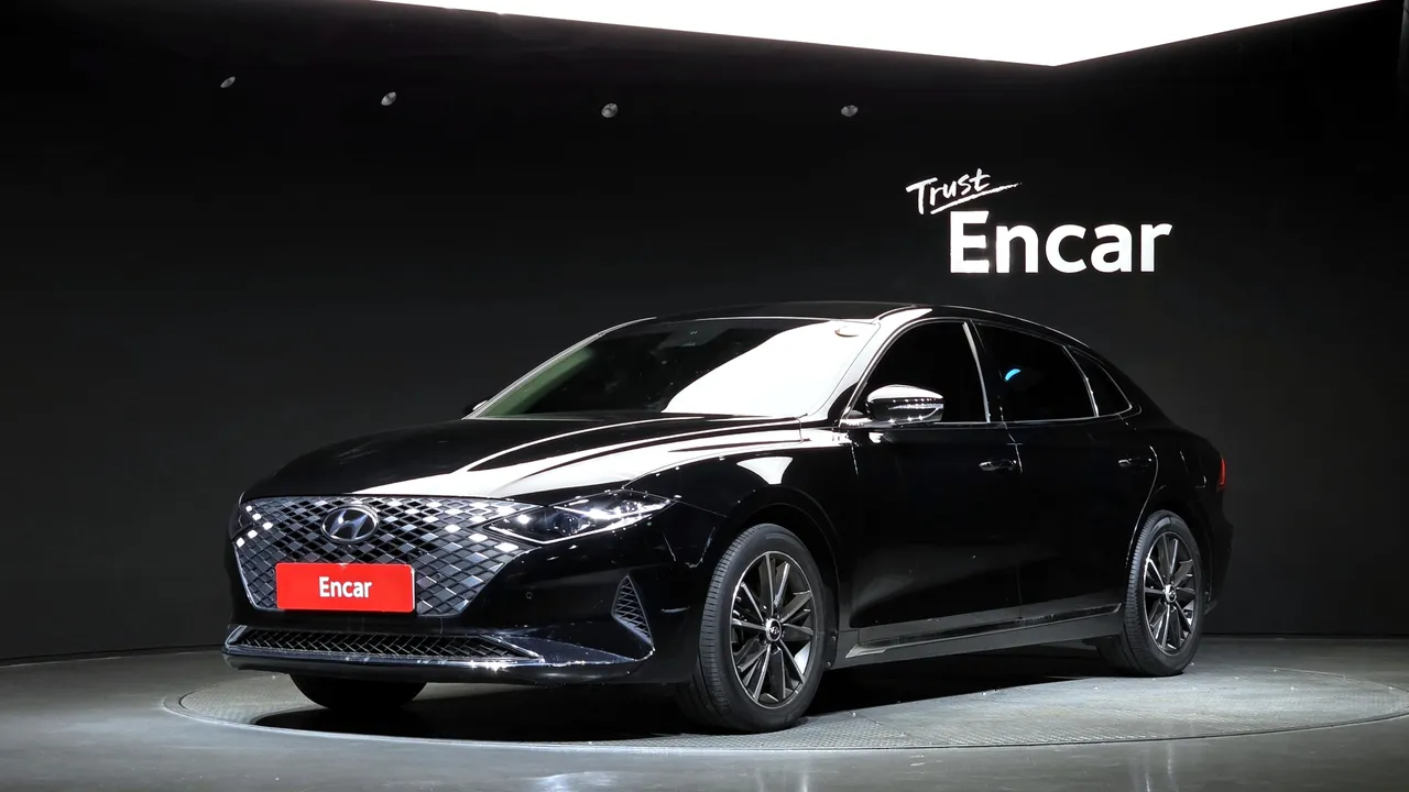 2022 Hyundai Grandeur 3.0 LPi Rent Car
