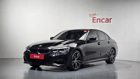 2022 BMW 3-Series 320i M Sport