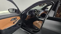 2022 BMW 3-Series 320i M Sport — фото 10