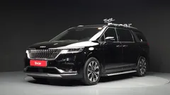 2023 Kia Carnival Diesel 9-Seater Noblesse — фото 1